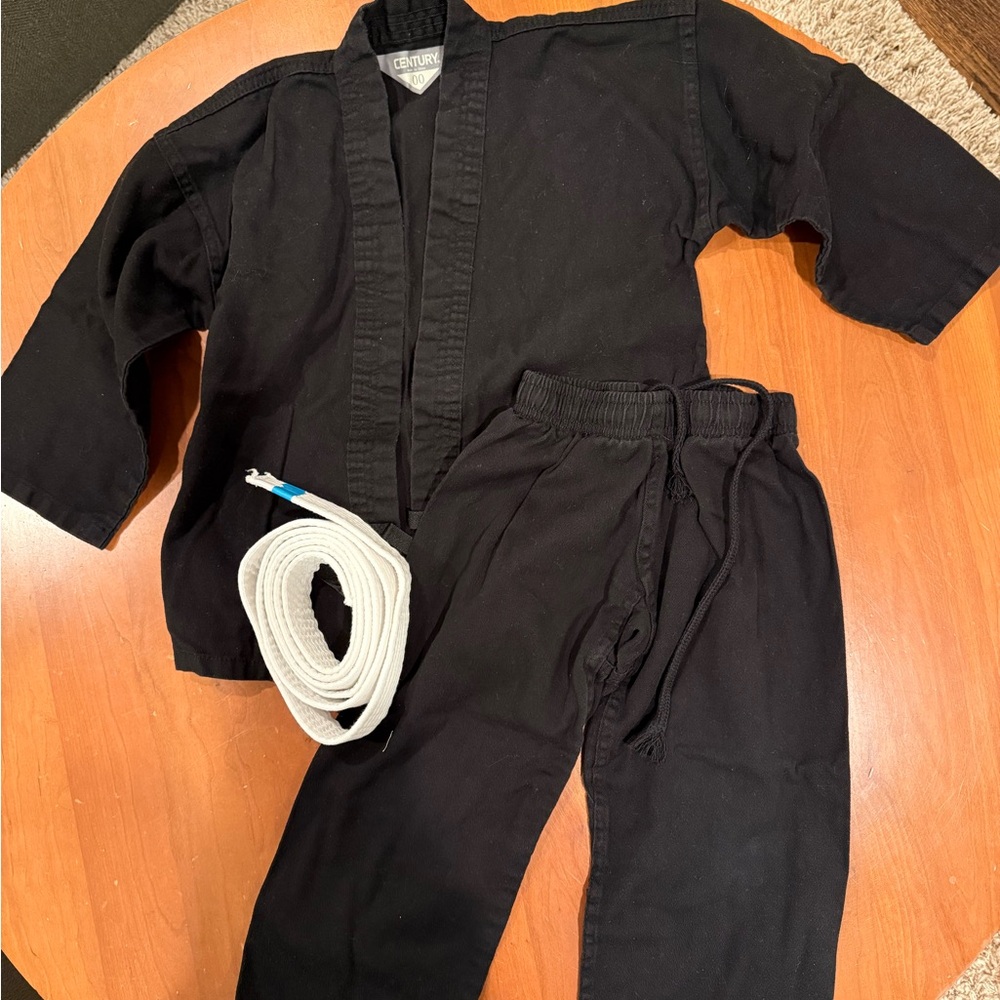 GENTLY USED CENTURY SIZE 00 KARATE UNIFORM - JACKET, PANTS, AND 84” BELT